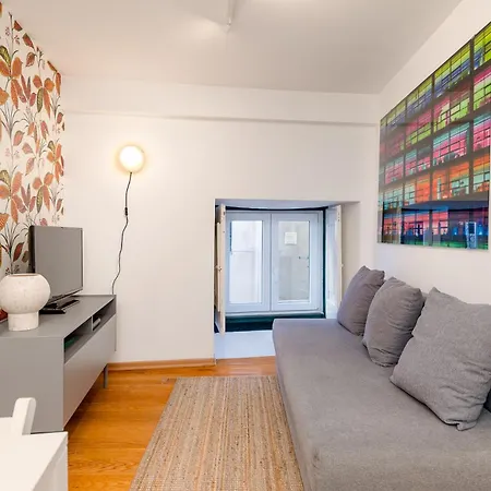 Contemporary In Chiado 2