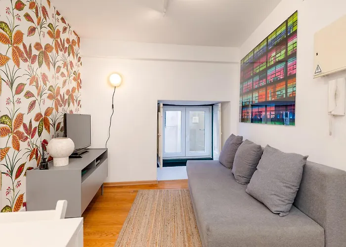 Contemporary In Chiado 2