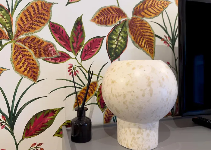 Contemporary In Chiado 2 *